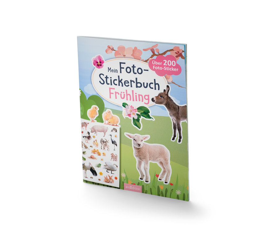Livre « Mein Foto-Stickerbuch – Frühling » avec des autocollants d'animaux et de fleurs.