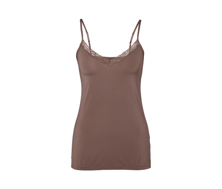 Nuisette couleur nougat avec dentelle et fines bretelles.