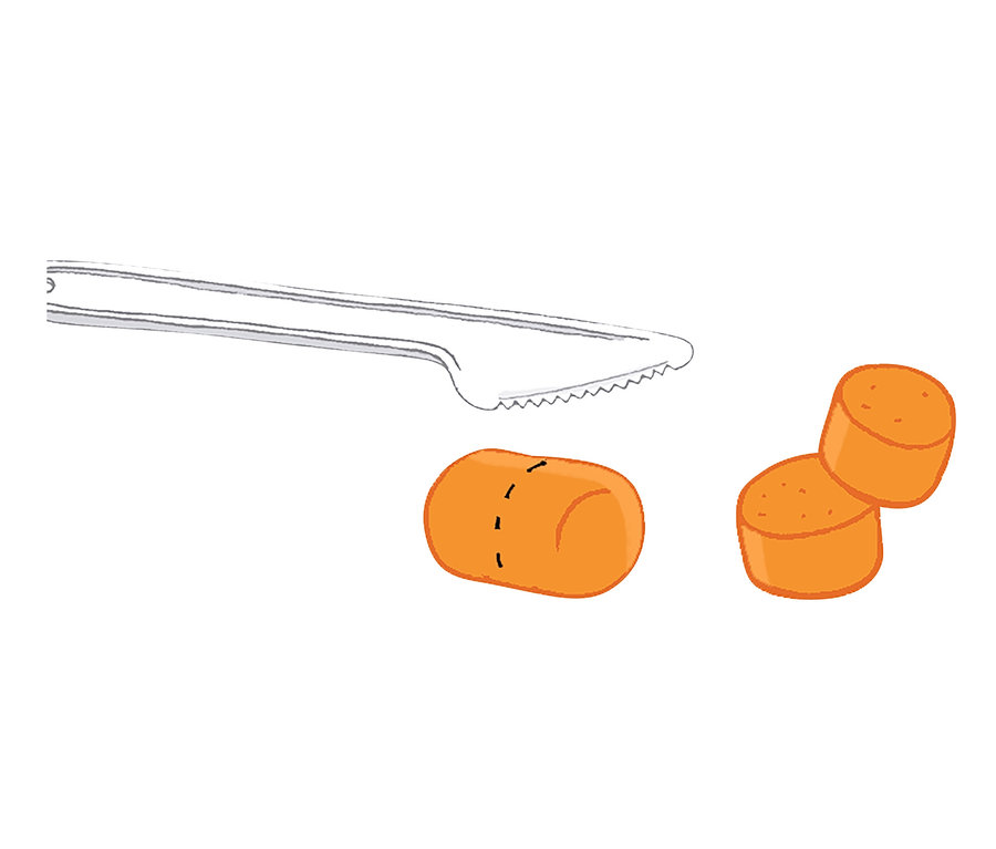 Illustration d'un ensemble PlayMaisR avec un couteau et des morceaux coupés.