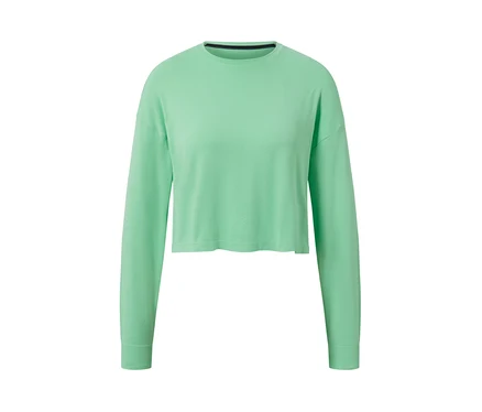 Un t-shirt fonctionnel sans coutures vert clair à manches longues sur fond blanc.