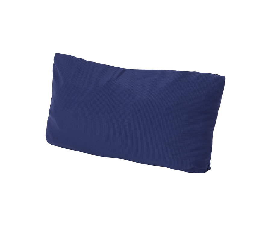 Veste fonctionnelle « packable » pliée de couleur bleue.