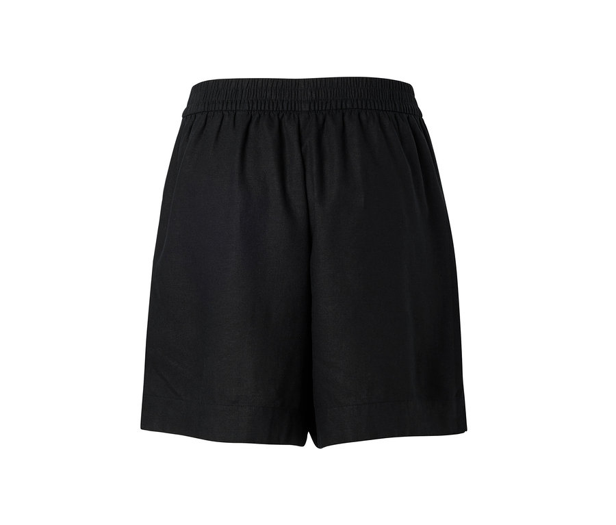 Short en lin noir.