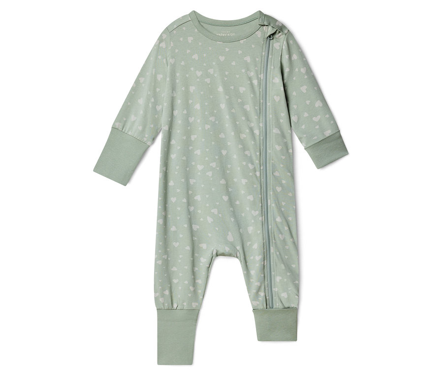 Pyjama une pièce vert clair pour bébé avec motif de cœurs et fermeture éclair.