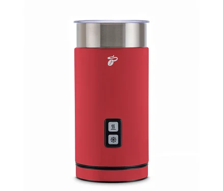 Mousseur à lait électrique rouge.