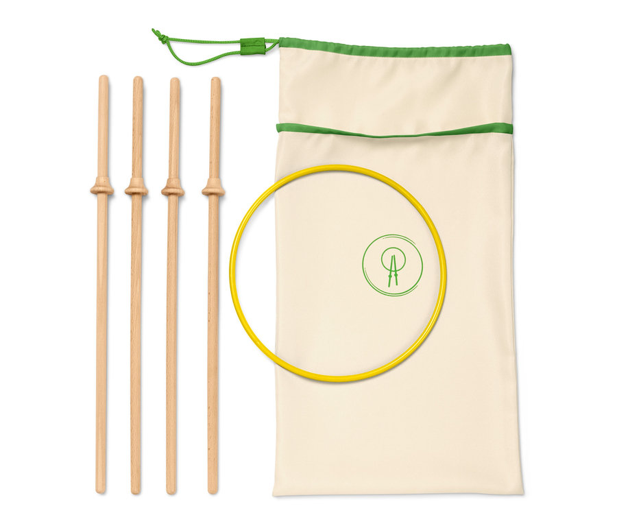 Ensemble de jeu « anneau volant » avec sac en tissu et bâtons en bois.