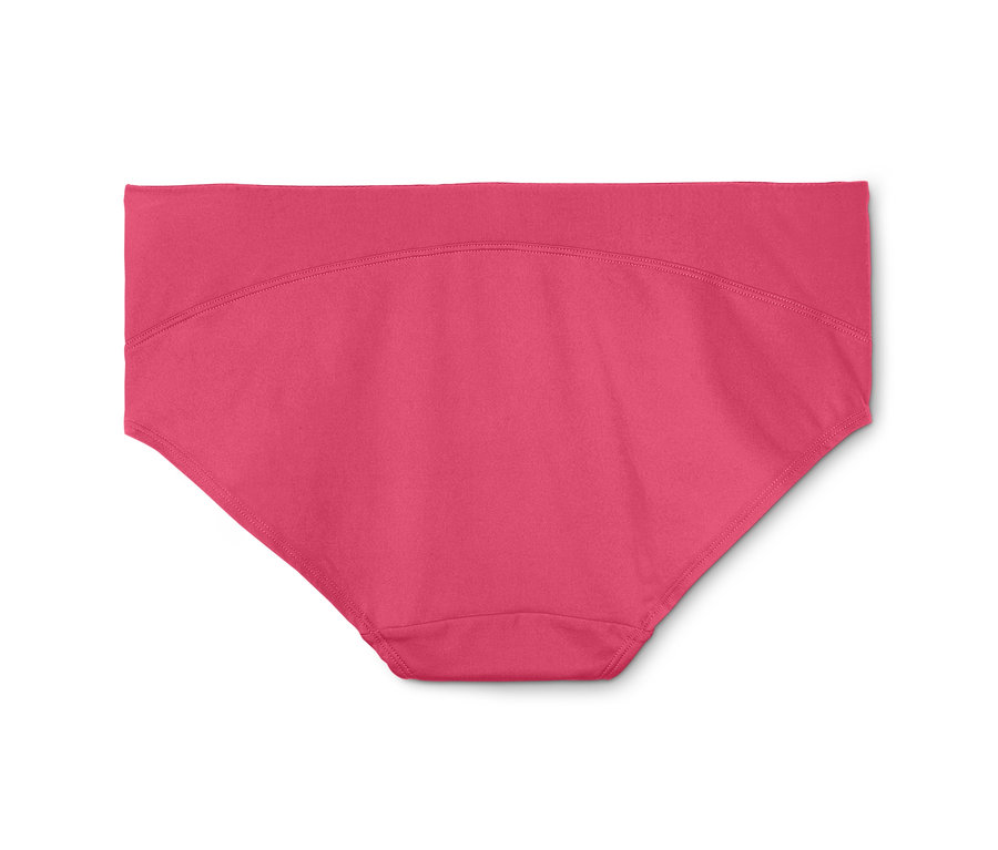 Deux culottes rose vif sur fond blanc.