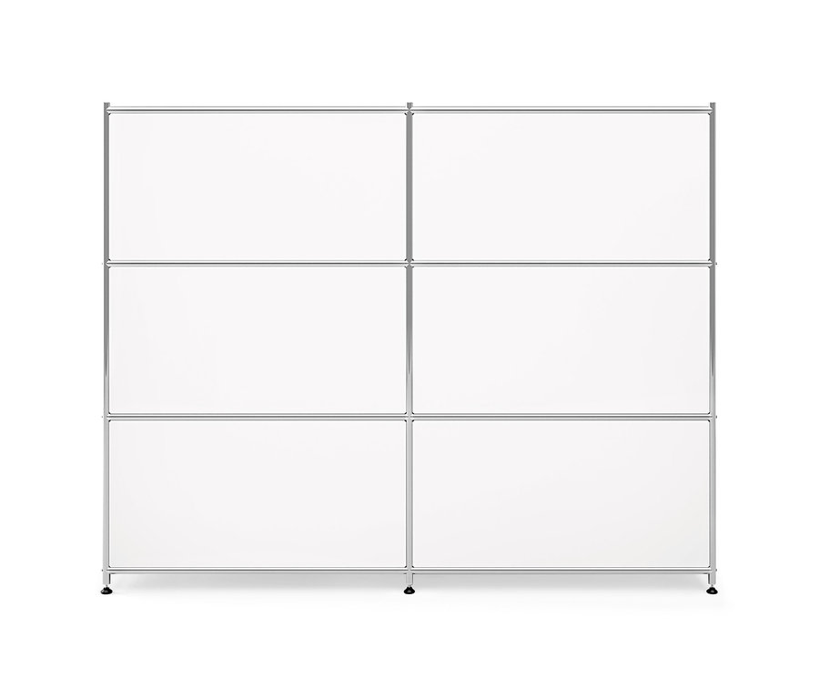 Commode en métal blanc « CN3 » à quatre abattants.