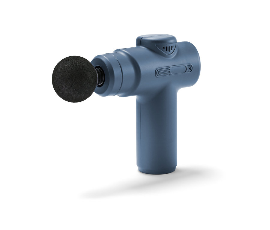 Un mini-pistolet de massage bleu sur fond blanc.