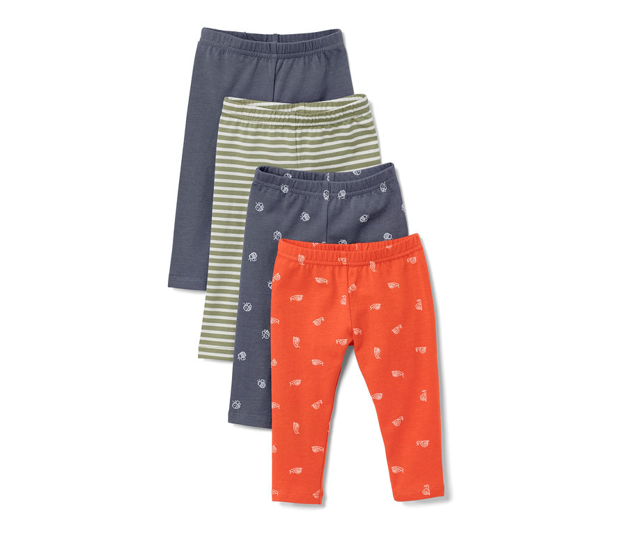 Quatre leggings pour bébés et tout-petits : un gris, un rayé vert, un gris avec un motif d’abeilles et un orange avec un motif de lunettes de soleil.