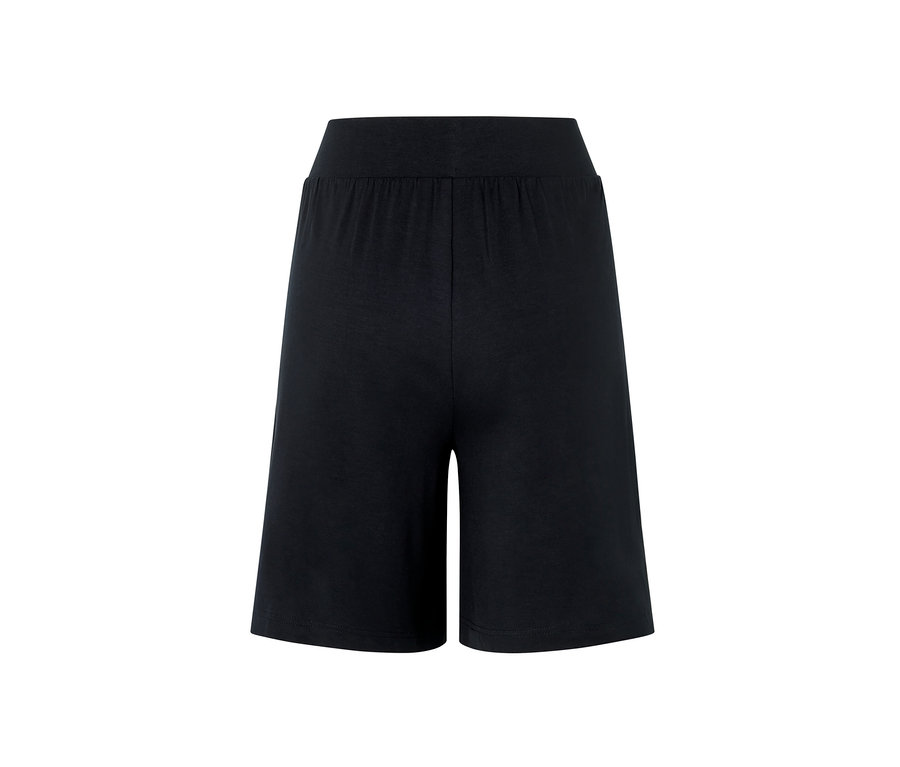 Short en jersey noir.
