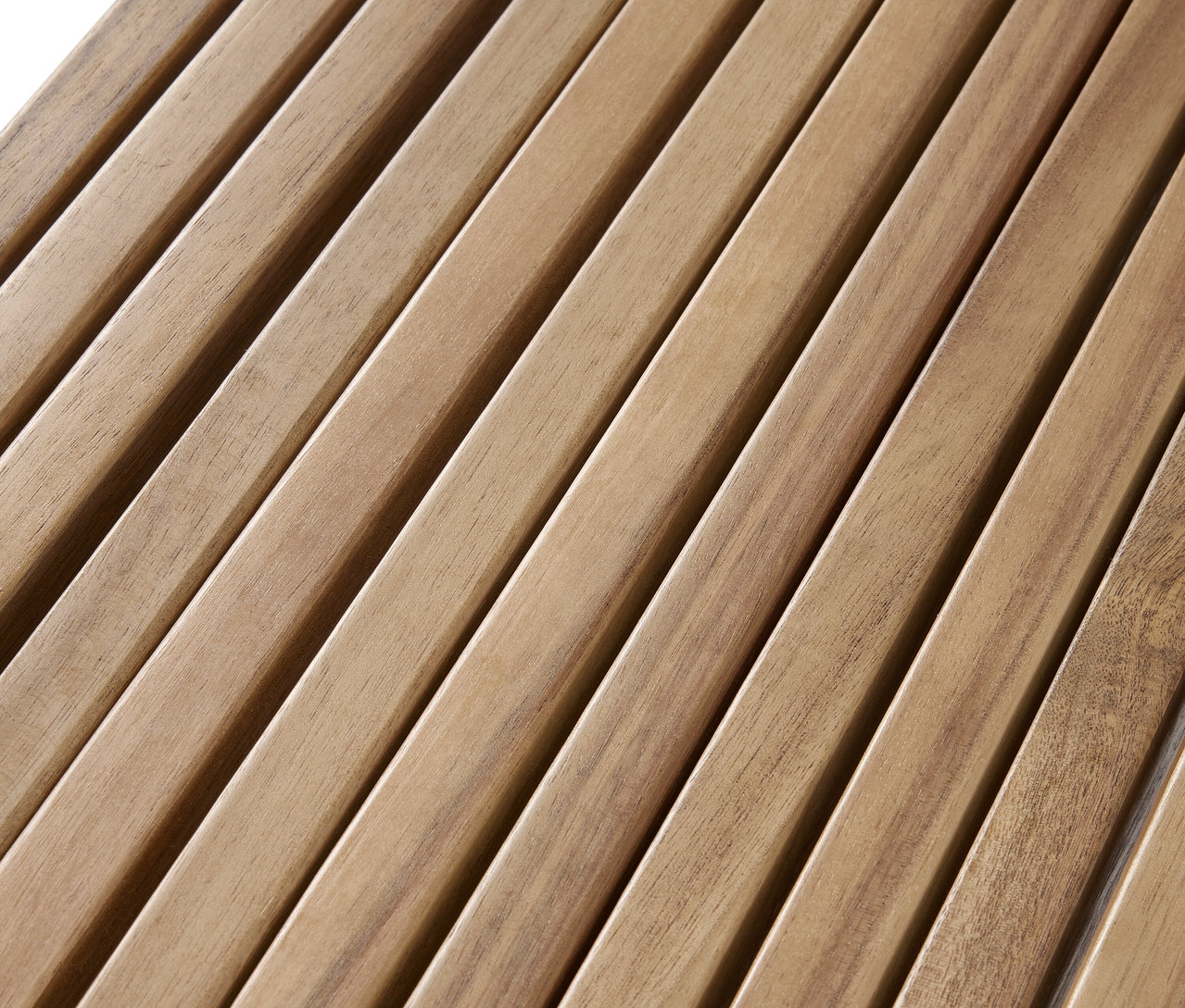 Gros plan de lamelles en bois.