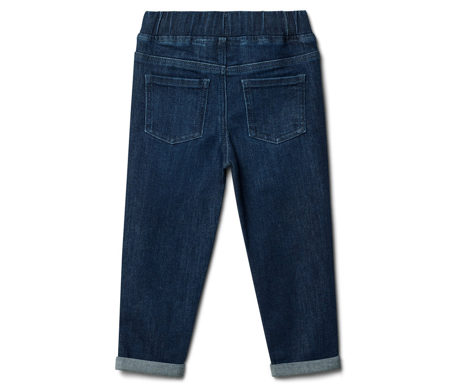 Vue arrière d'un jean bleu foncé avec une taille élastique et des ourlets retroussés sur fond blanc.