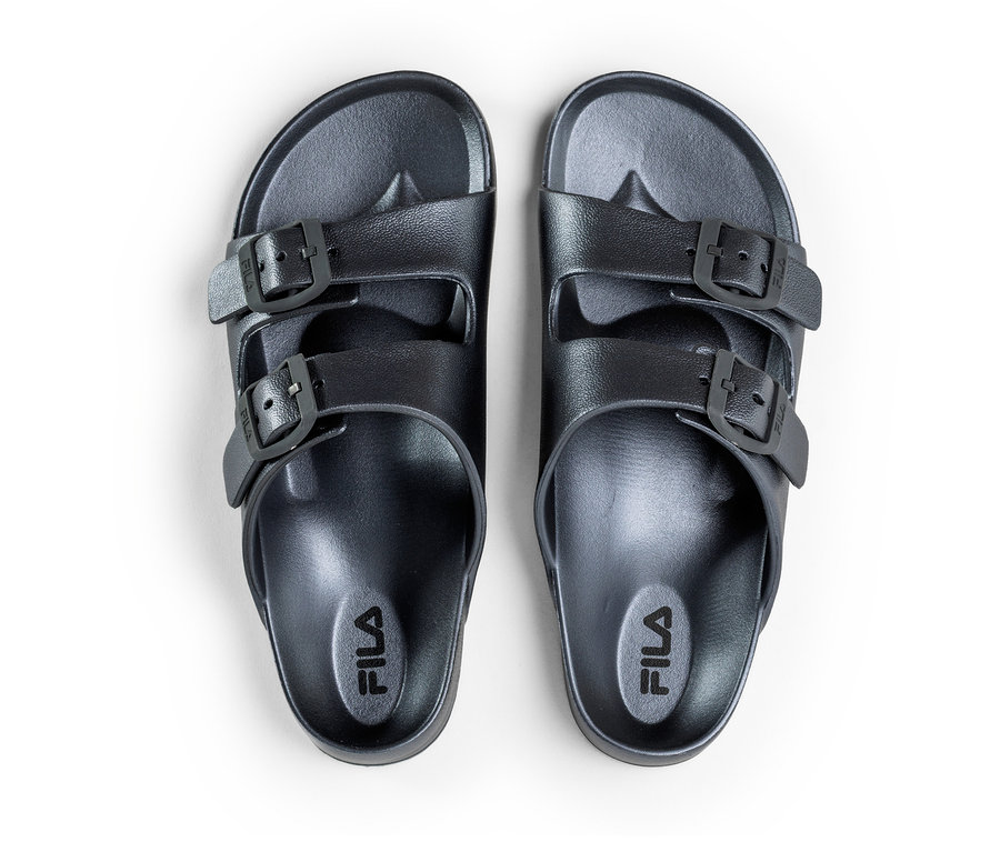 Vue de dessus de deux mules noires pour femmes FILA Matero.