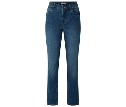 Jean slim coupe « Emma » en denim bleu moyen sur fond blanc.