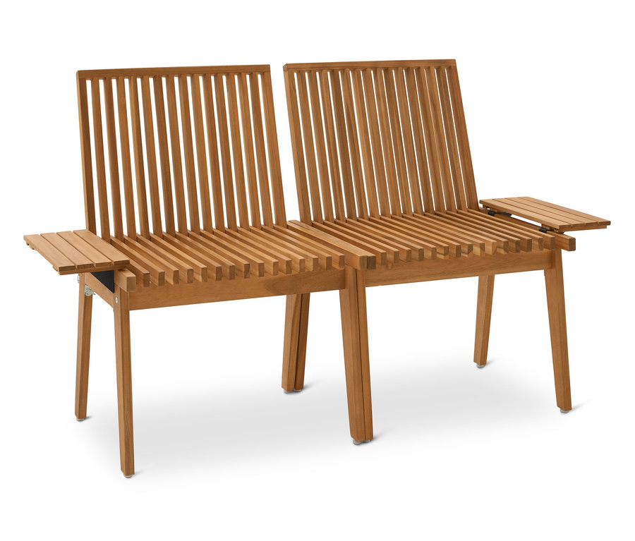 Double banc de jardin en bois avec motif à lattes et tables latérales pliantes sur fond blanc.