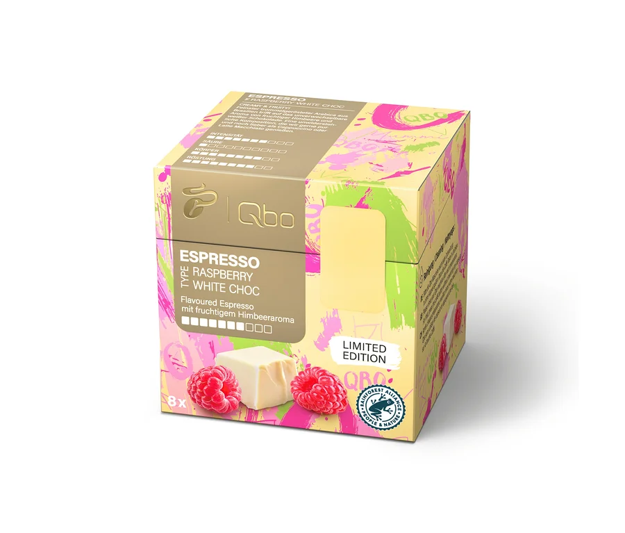 Un paquet de ISCC RA Qbo Flav.Sel.Sommer2025 24cupx50 avec des framboises et du chocolat blanc.