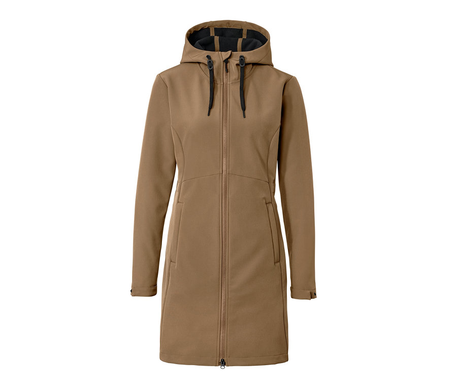 Un manteau en softshell couleur nougat avec une capuche et une fermeture éclair au milieu.