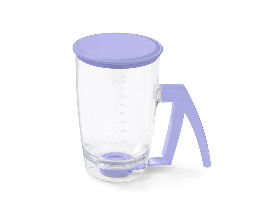 Portionneur de pâte transparent avec couvercle et poignée violets.