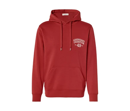 Sweat à capuche rouge avec une poche kangourou, des cordons de serrage et l'inscription blanche « LEGENDARY CHAMPION NO. 49 DIV » sur la poitrine.