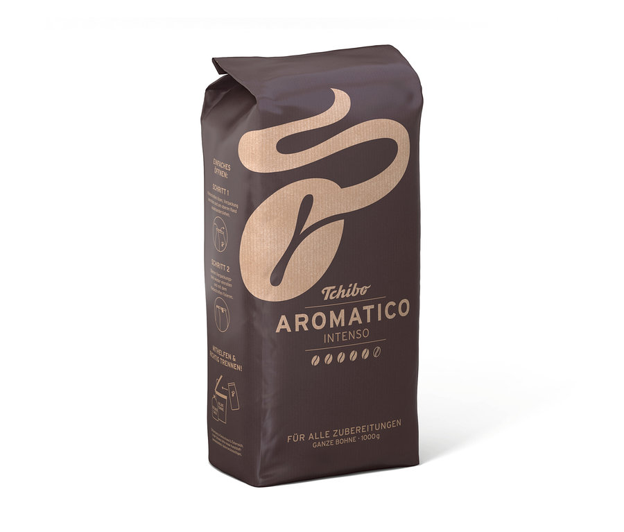 Un paquet marron de café Aromatico Intenso en grains – 1 kg est debout.