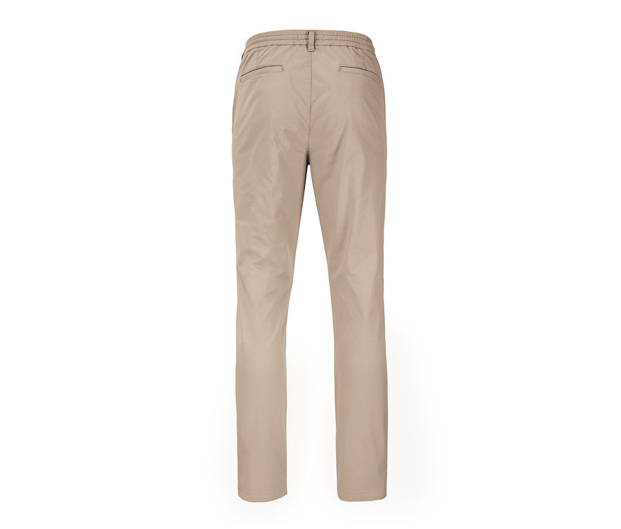 Vue arrière d'un pantalon chino confortable.