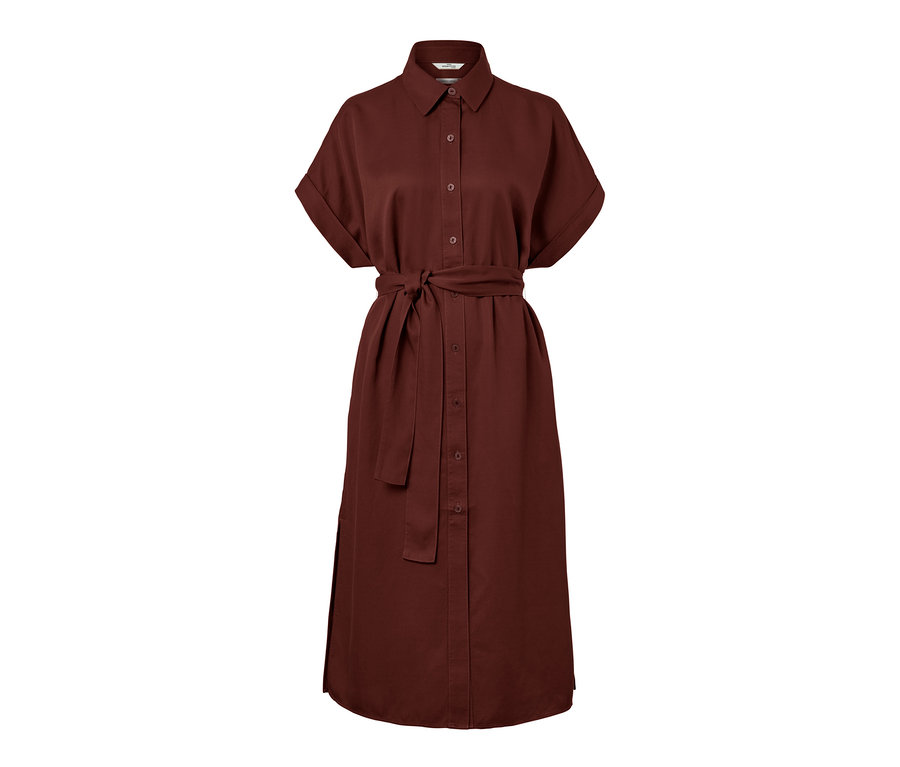 Robe blouse chemise en mélange de lin couleur terracotta avec boutons et ceinture.