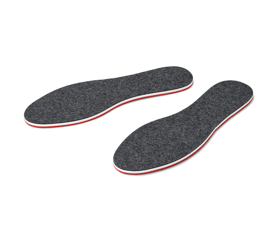 Deux semelles intérieures thermiques sur fond blanc.