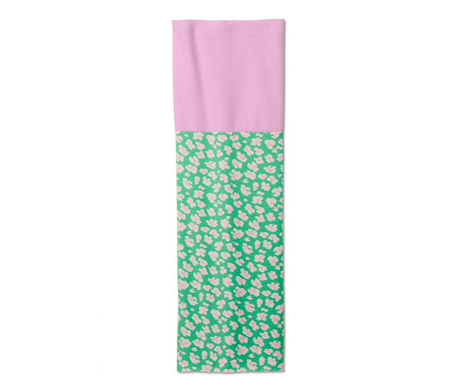 Foulard multifonction recyclé avec un bloc rose et un motif vert.