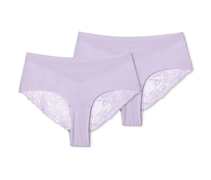 Deux slips brésiliens Magic Cut lilas avec de la dentelle superposés.