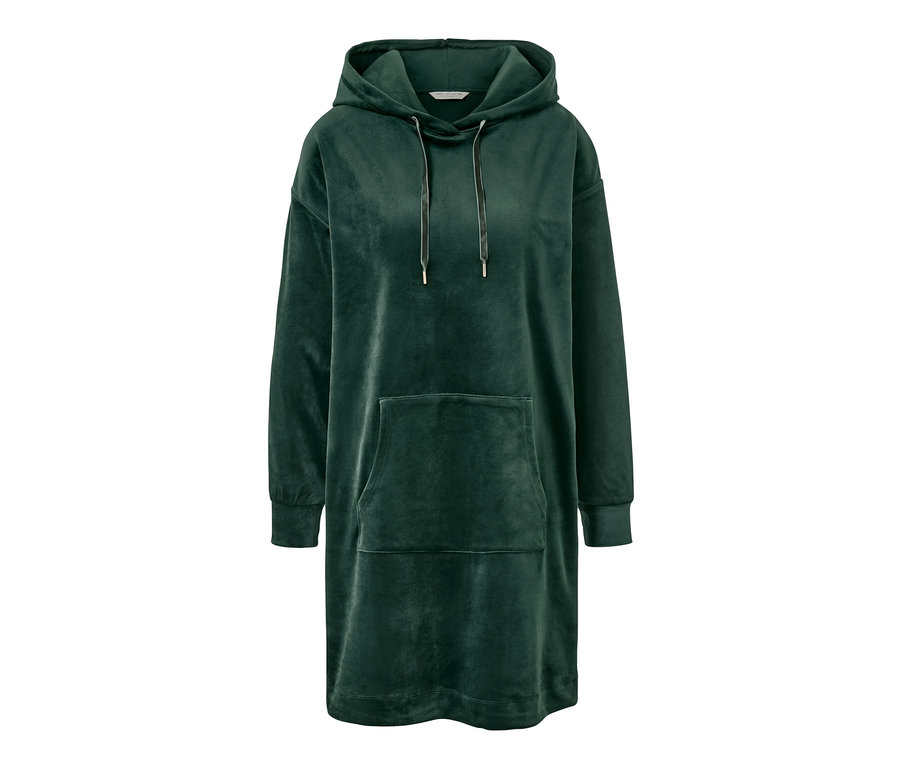 Une robe d’intérieur en Nicki verte avec capuche et poche kangourou.