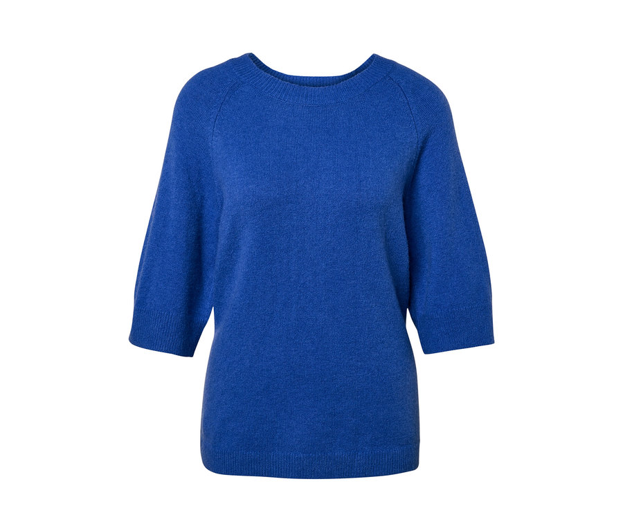 Pull en maille bleu cobalt à manches trois-quarts.