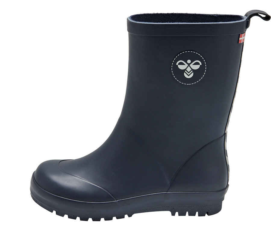 Une botte en caoutchouc bleu marine avec un logo.