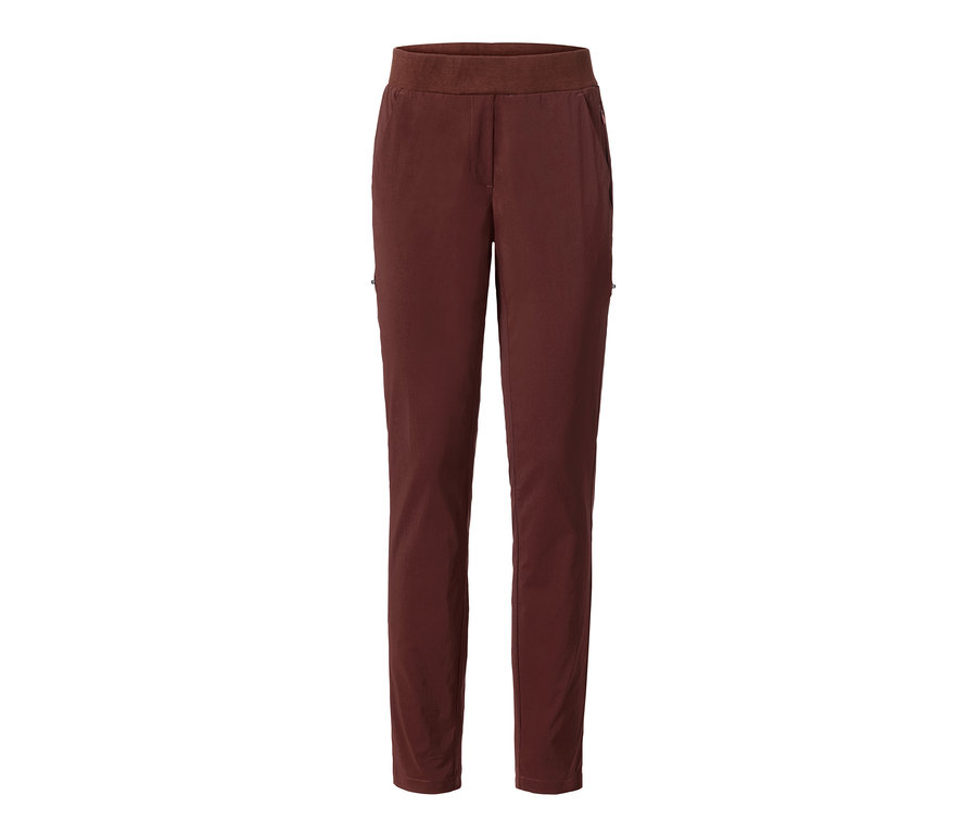 Un pantalon de randonnée fonctionnel.