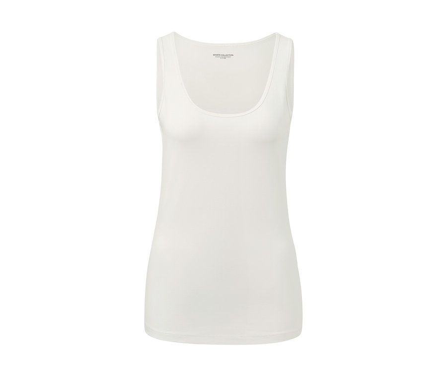 Un top blanc cassé d'un ensemble de 2.