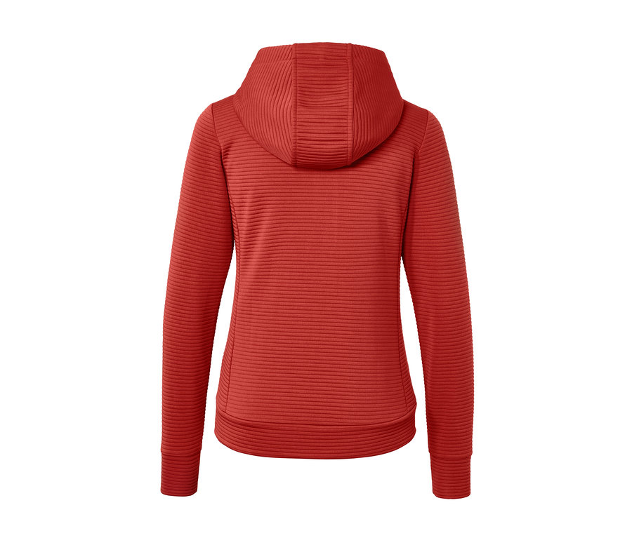 Gros plan sur une veste à capuche rouge vue de dos.