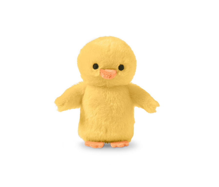 Un poussin en peluche jaune Poussin avec son se dresse sur un fond blanc.