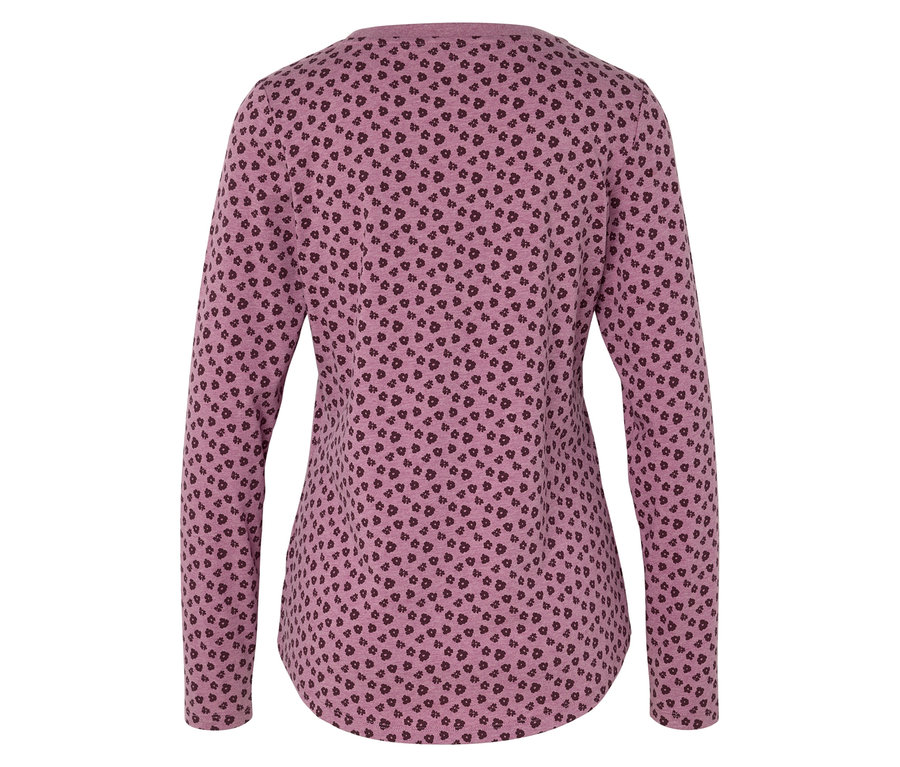 Vue arrière d'un haut à manches longues rose avec un motif de cœurs violet foncé.