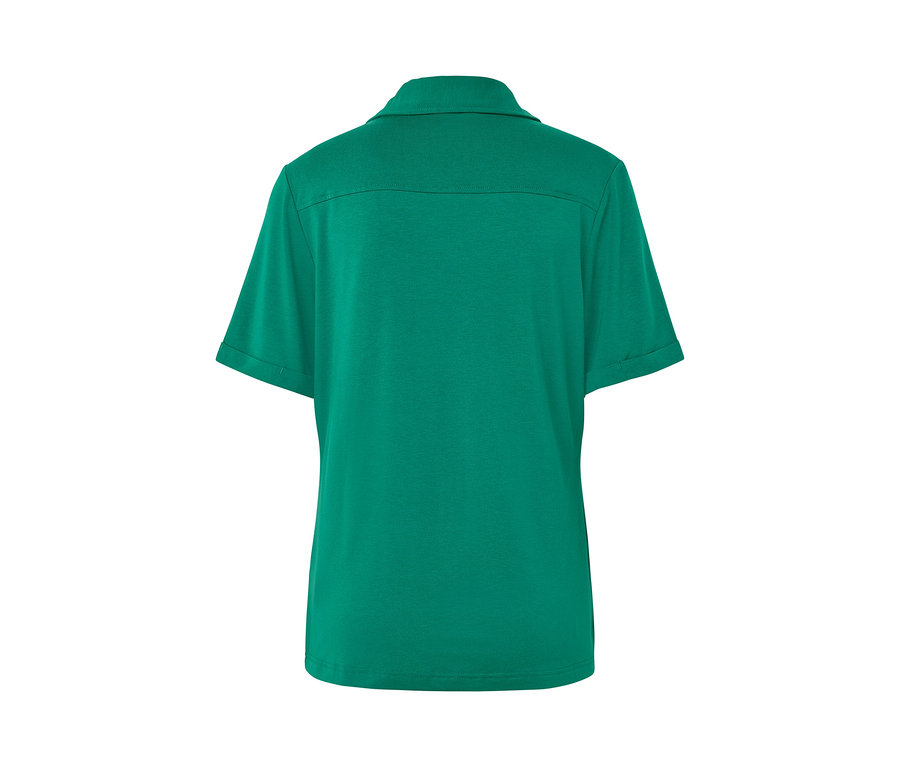 Vue arrière de la blouse émeraude avec patte de boutonnage.