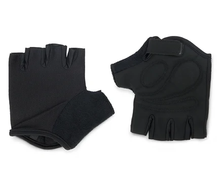 Deux gants d'entraînement noirs sur fond blanc.