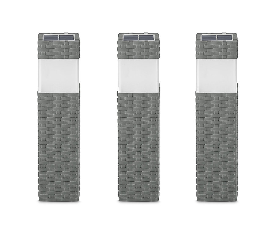 Trois colonnes solaires.