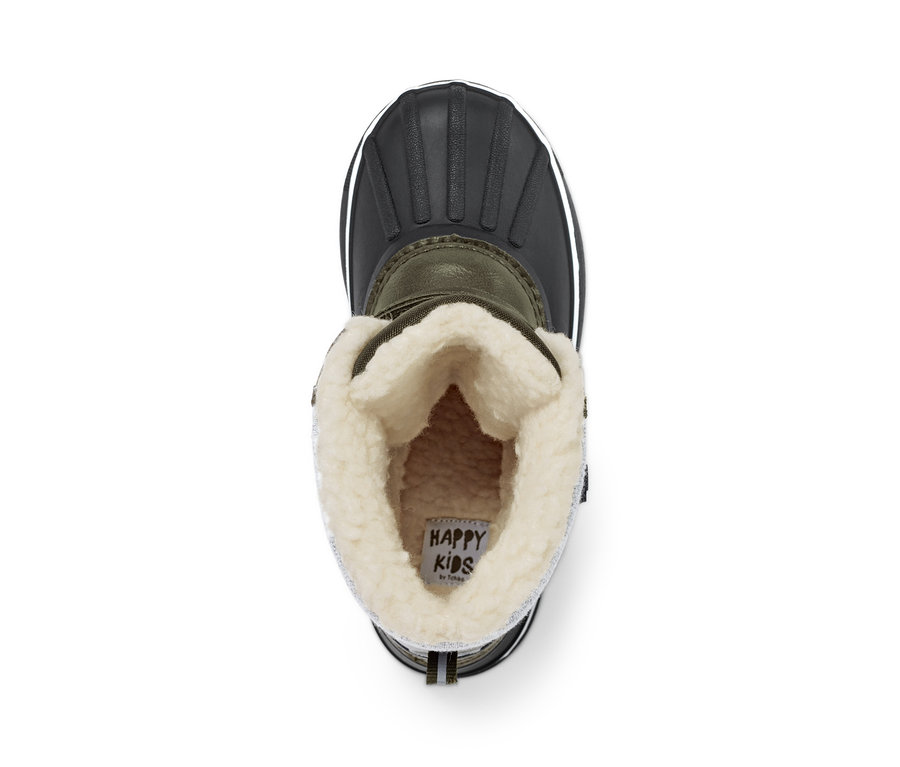 Vue détaillée de dessus d'une botte d'hiver olive et noire pour tous les temps avec une doublure en peluche blanche.