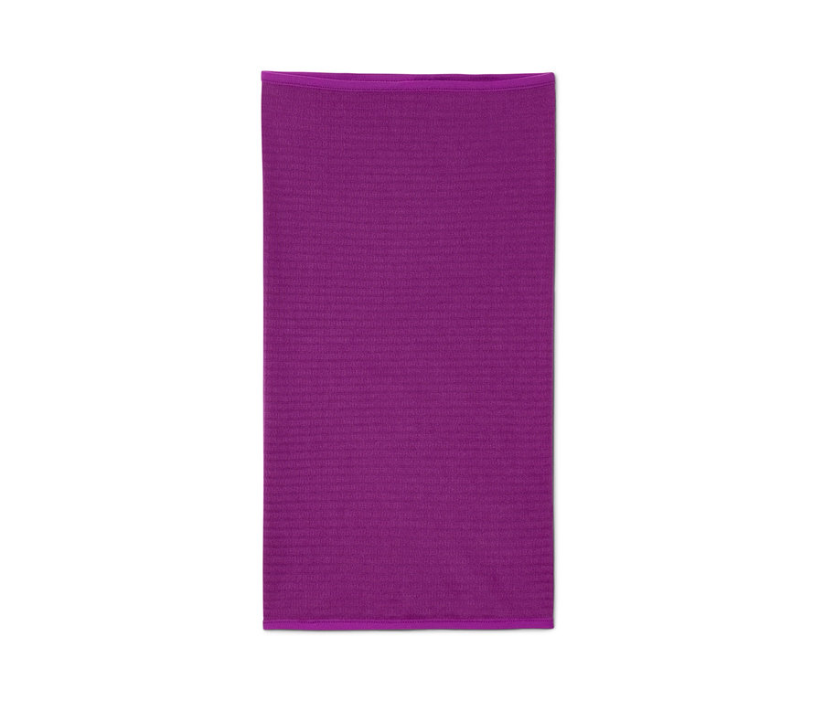 Un foulard multifonction violet sur fond blanc.
