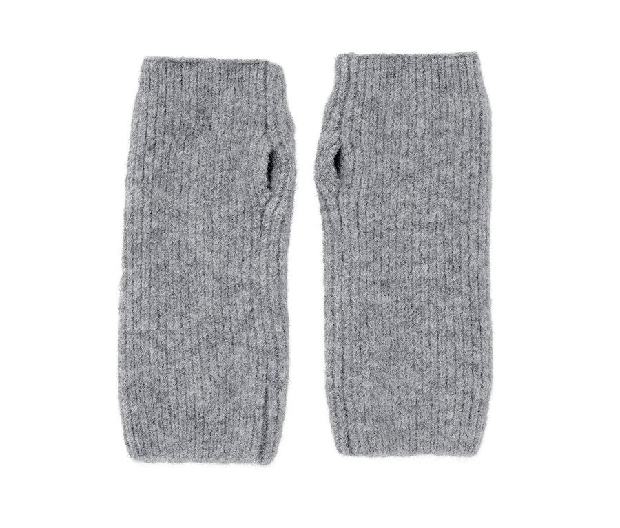 Deux manchettes à mains grises sont côte à côte.