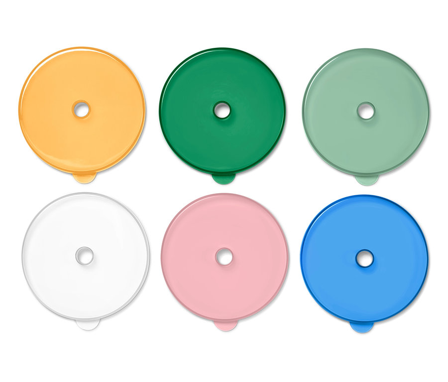 Lot de gobelets pour enfant en jaune, vert, vert clair, blanc, rose et bleu.