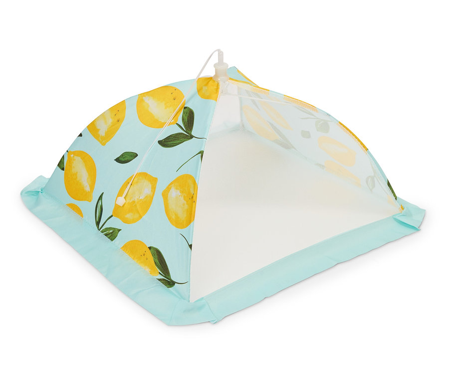 Couverture en maille avec motif citron sur fond bleu clair.