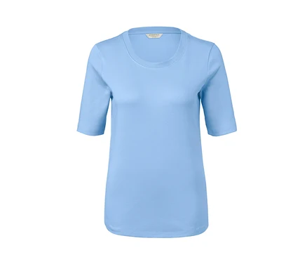 T-shirt bleu clair à manches courtes.