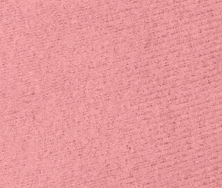 Détail d'un pantalon de ski et de snowboard rose.