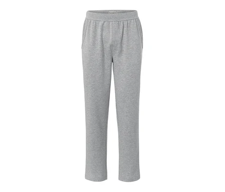 Pantalon d’intérieur gris.
