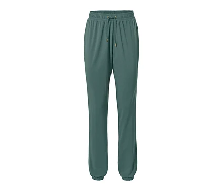 Un pantalon de pyjama vert avec cordon de serrage.