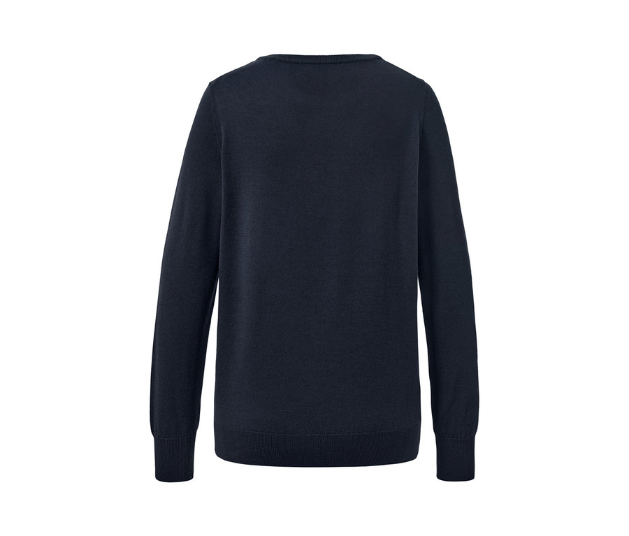 Pull en maille fine de mérinos bleu foncé.